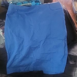 New York and Company skirt stretch